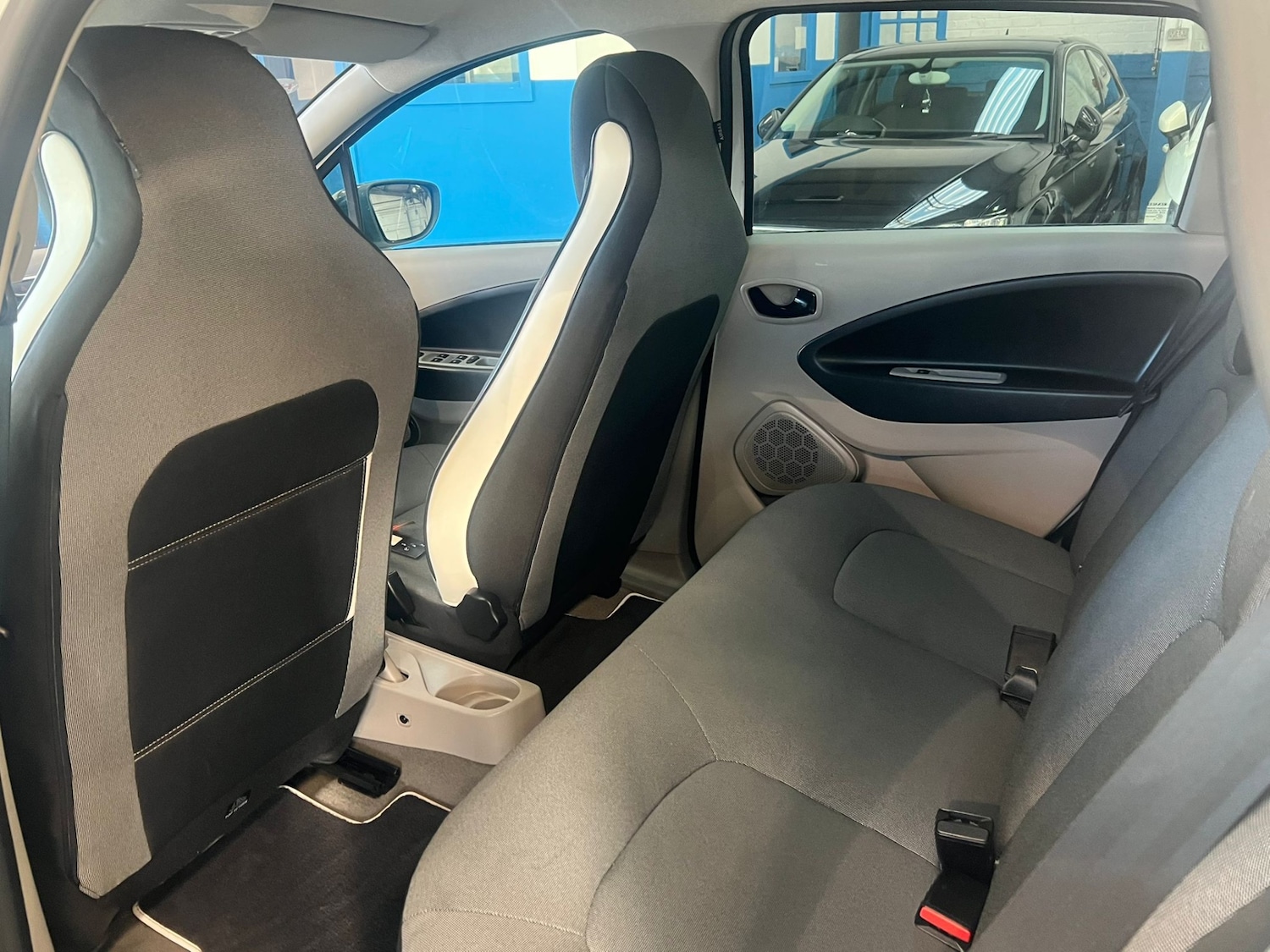 Used Renault Zoe 2015 for sale - 76798993: Photo 31