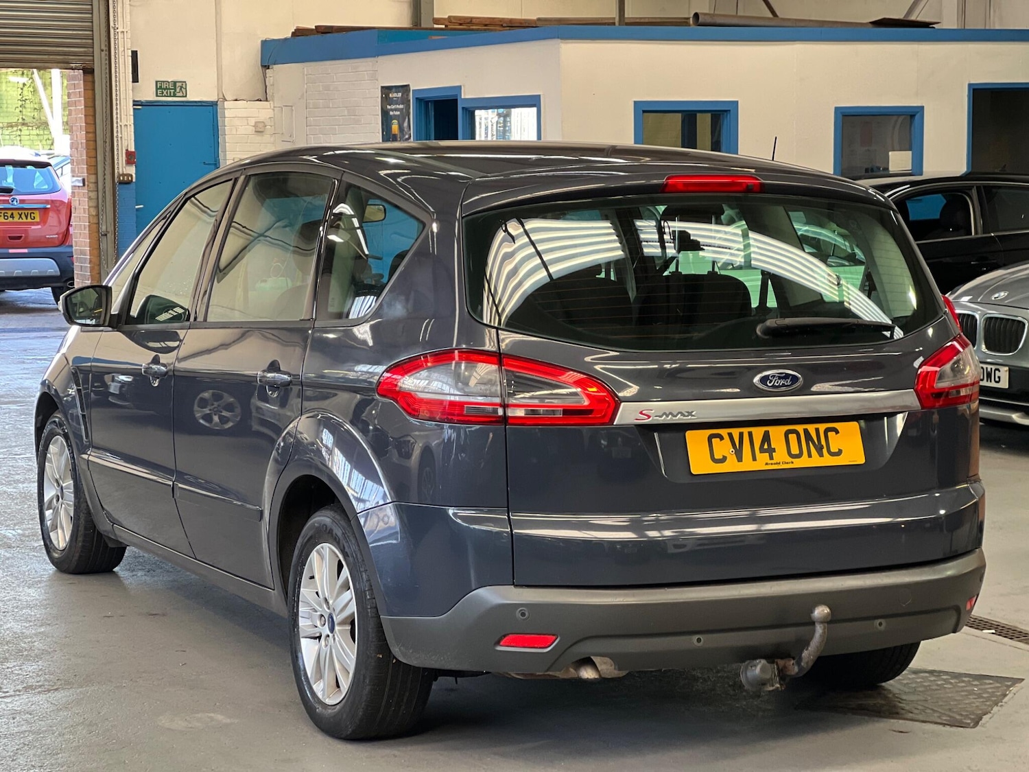 Used Ford S-Max for sale - 76727618: Photo 4