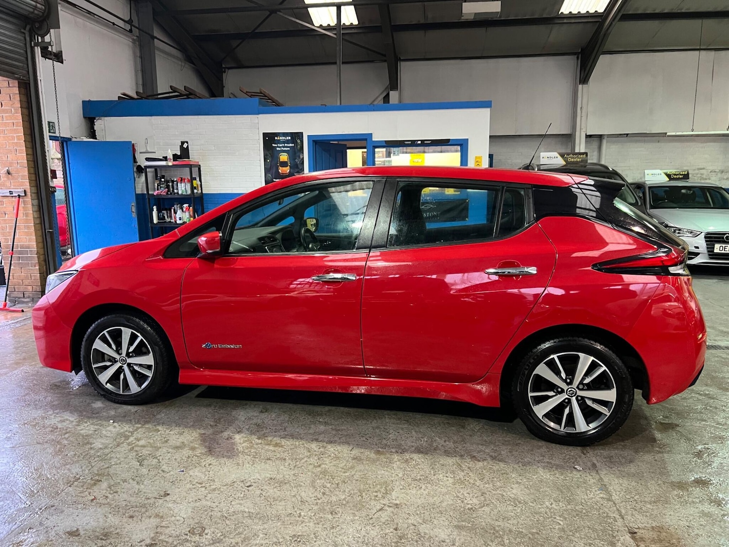 Used Nissan Leaf 2019 for sale - 77537984: Photo 10