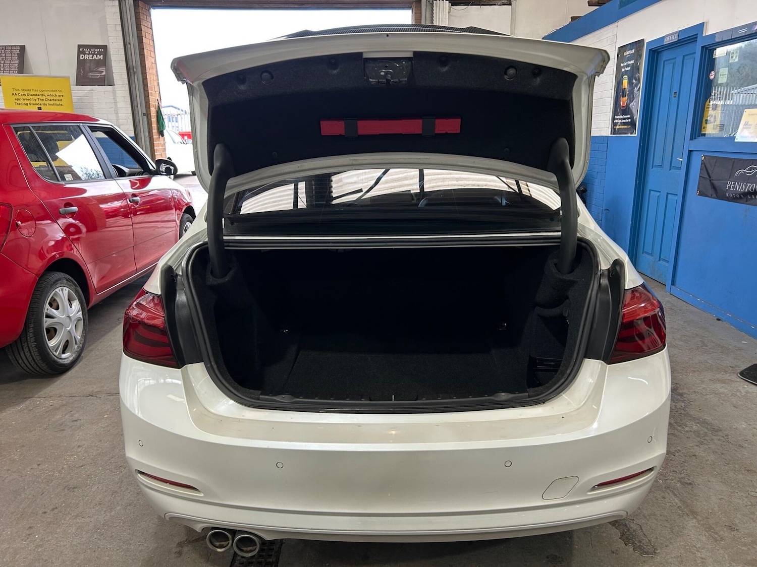 Used BMW 3 Series 2016 for sale - 78204053: Photo 31