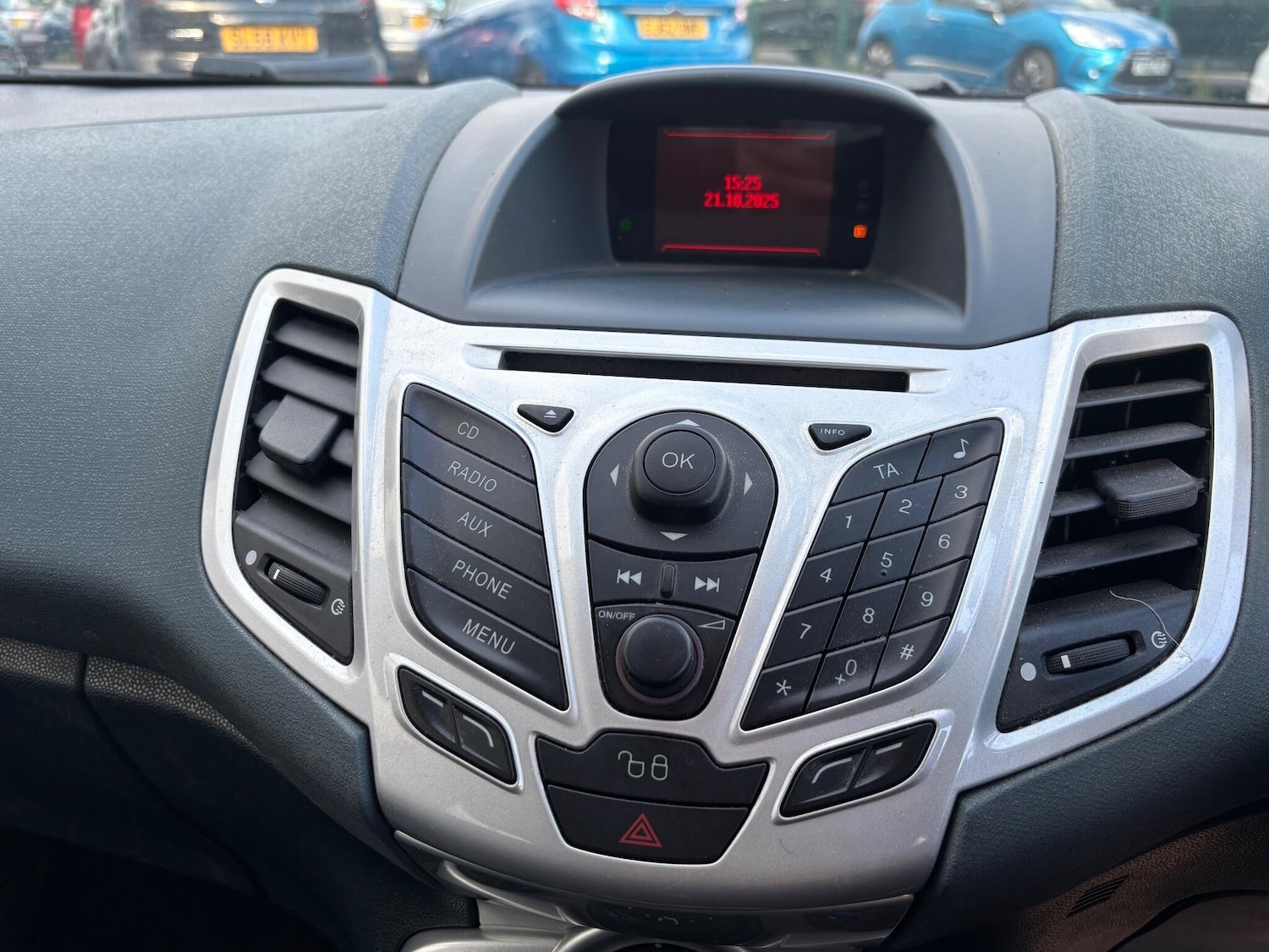 Used Ford Fiesta 2009 for sale - 76360680: Photo 14