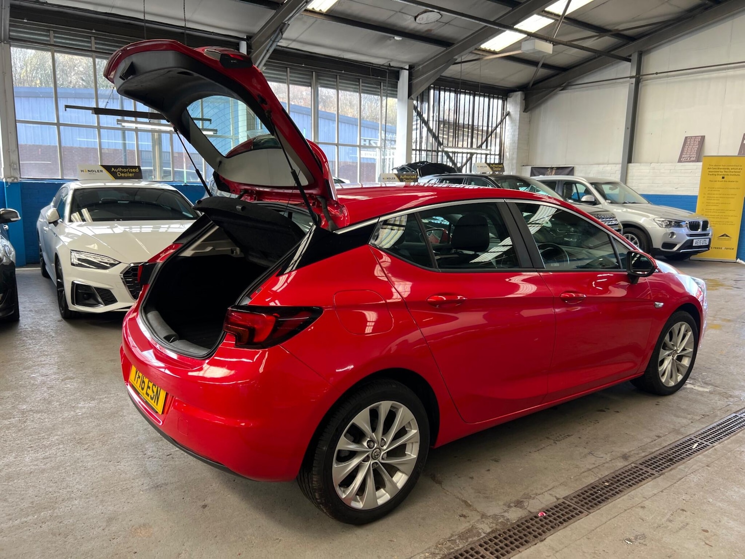 Used Vauxhall Astra 2016 for sale - 78062597: Photo 13