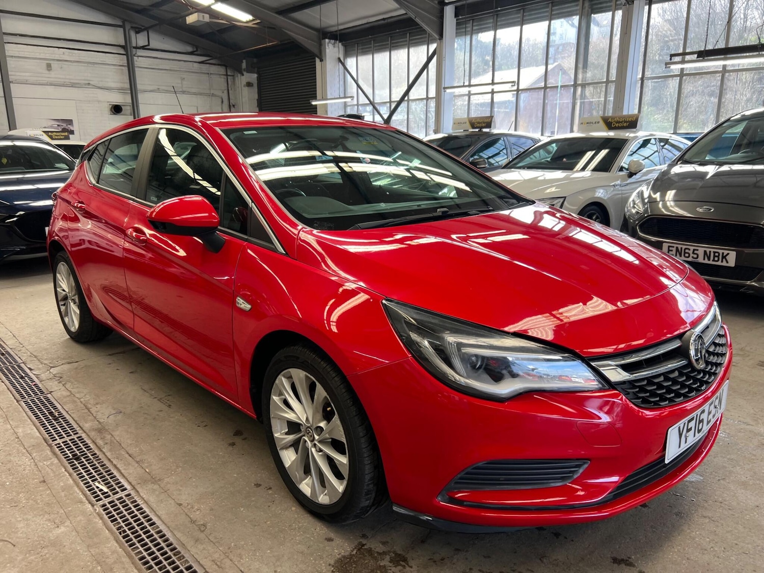 Used Vauxhall Astra 2016 for sale - 78062597: Photo 6
