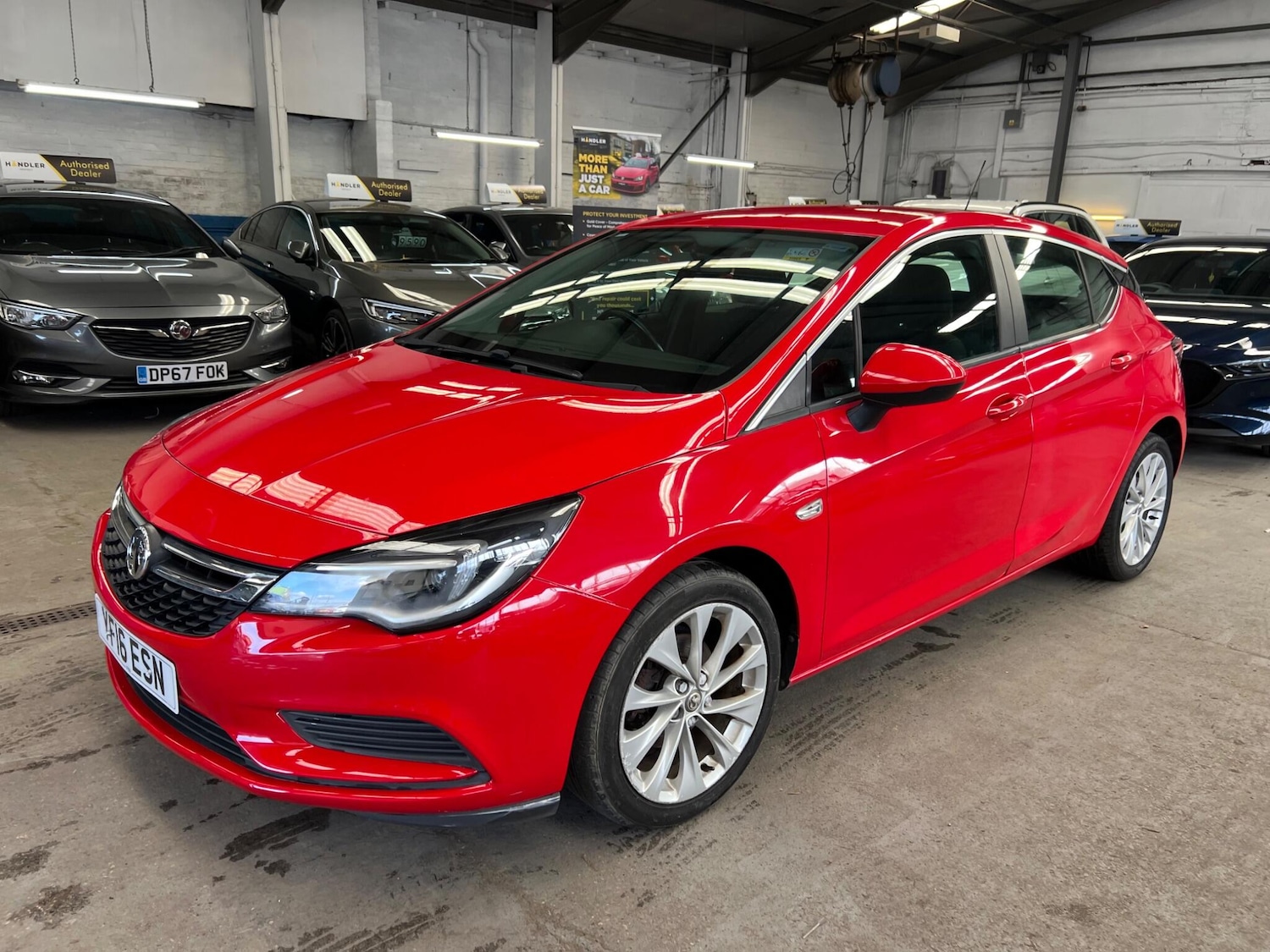 Used Vauxhall Astra 2016 for sale - 78062597: Photo 8