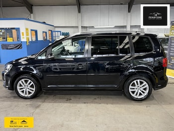 Used Volkswagen Touran 2014 for sale - 78866158: Photo