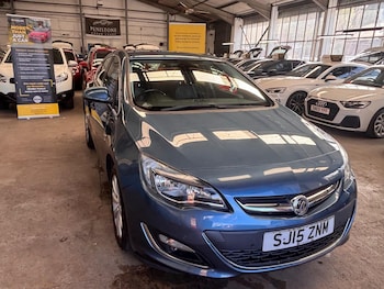 Used Vauxhall Astra 2015 for sale - 78276002: Photo