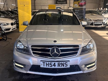 Used Mercedes-Benz C Class 2014 for sale - 79116623: Photo
