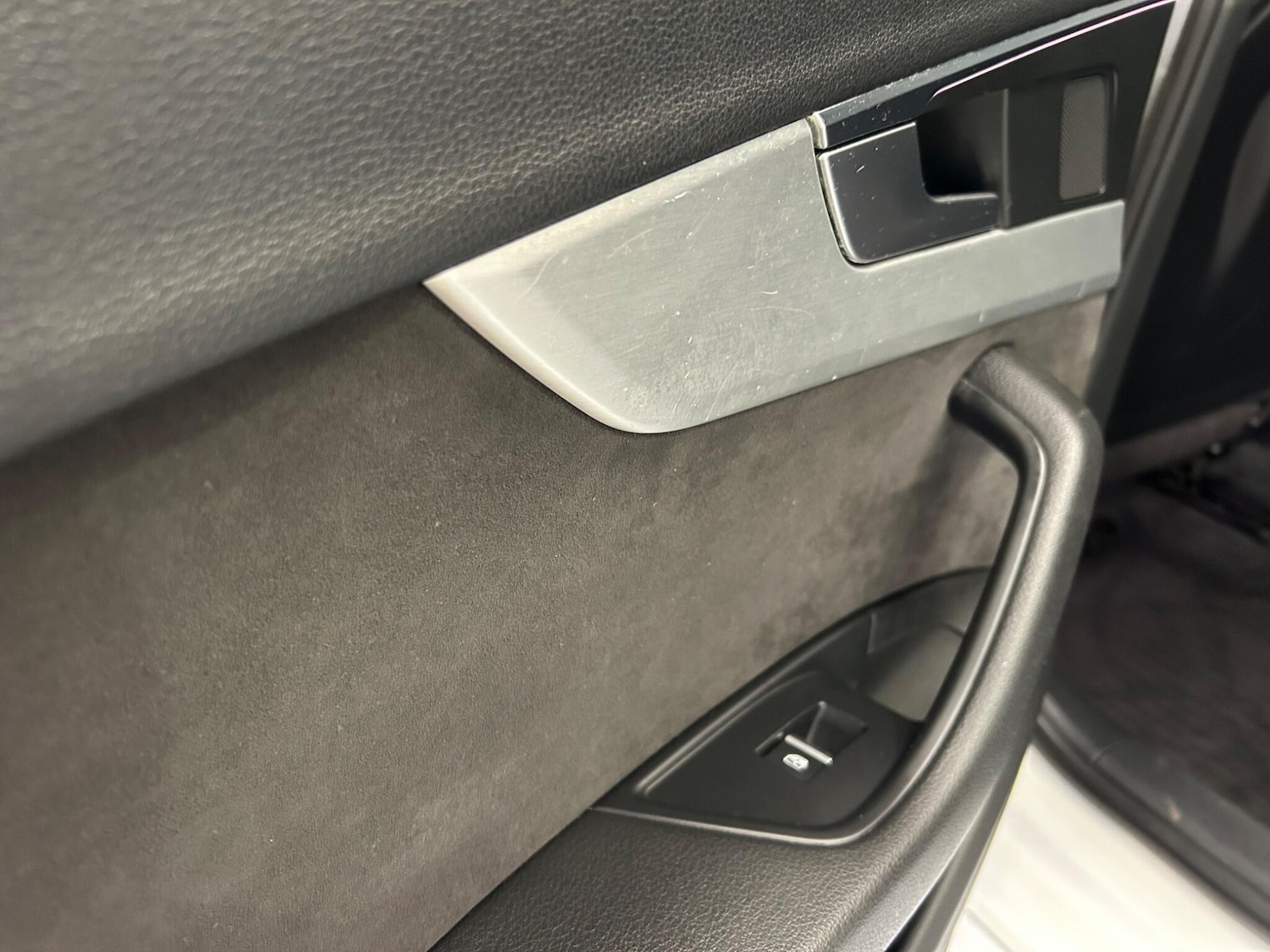 Used Audi A4 2018 for sale - 77783044: Photo 25