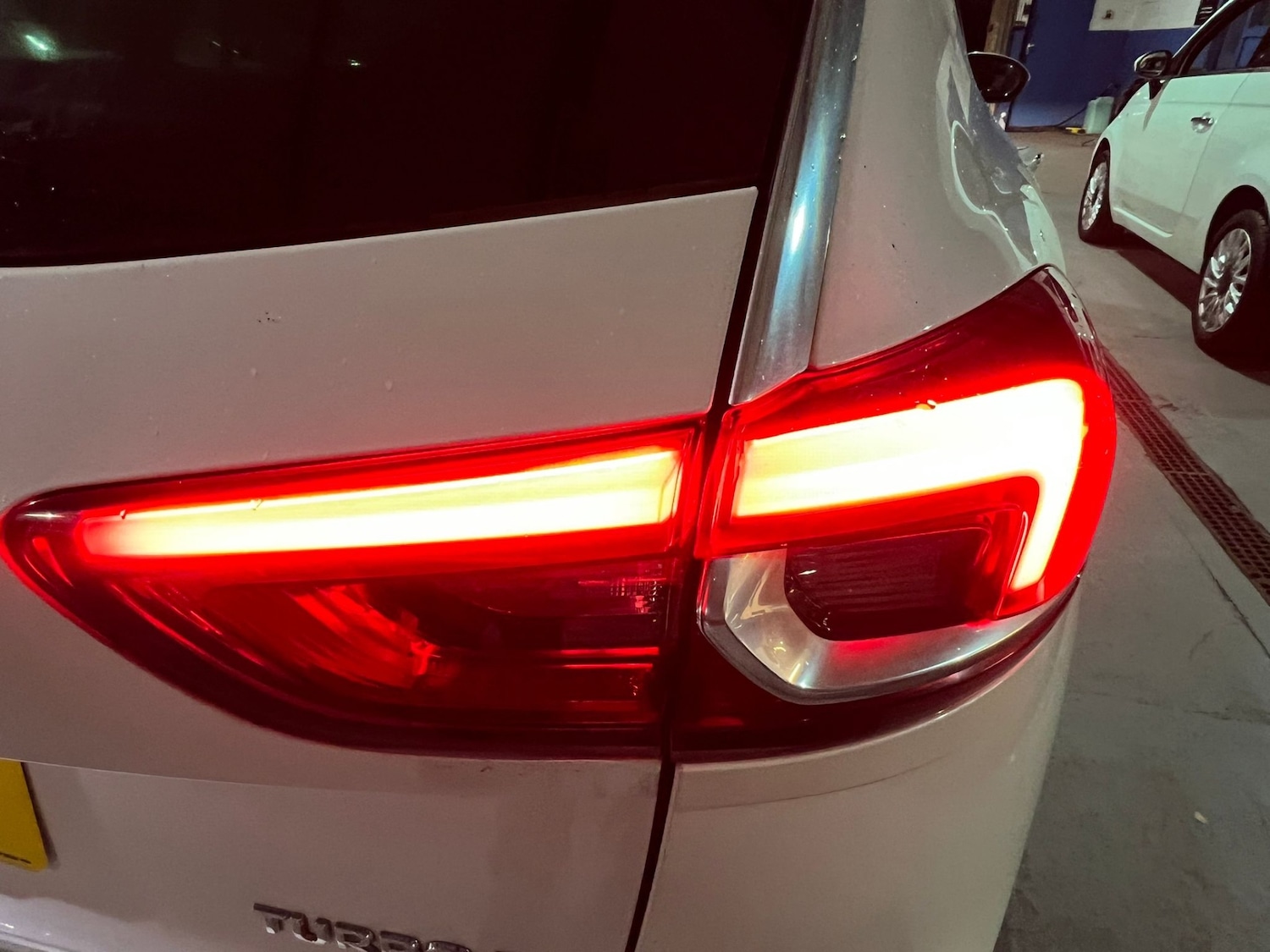 Used Vauxhall Insignia 2018 for sale - 76799440: Photo 15