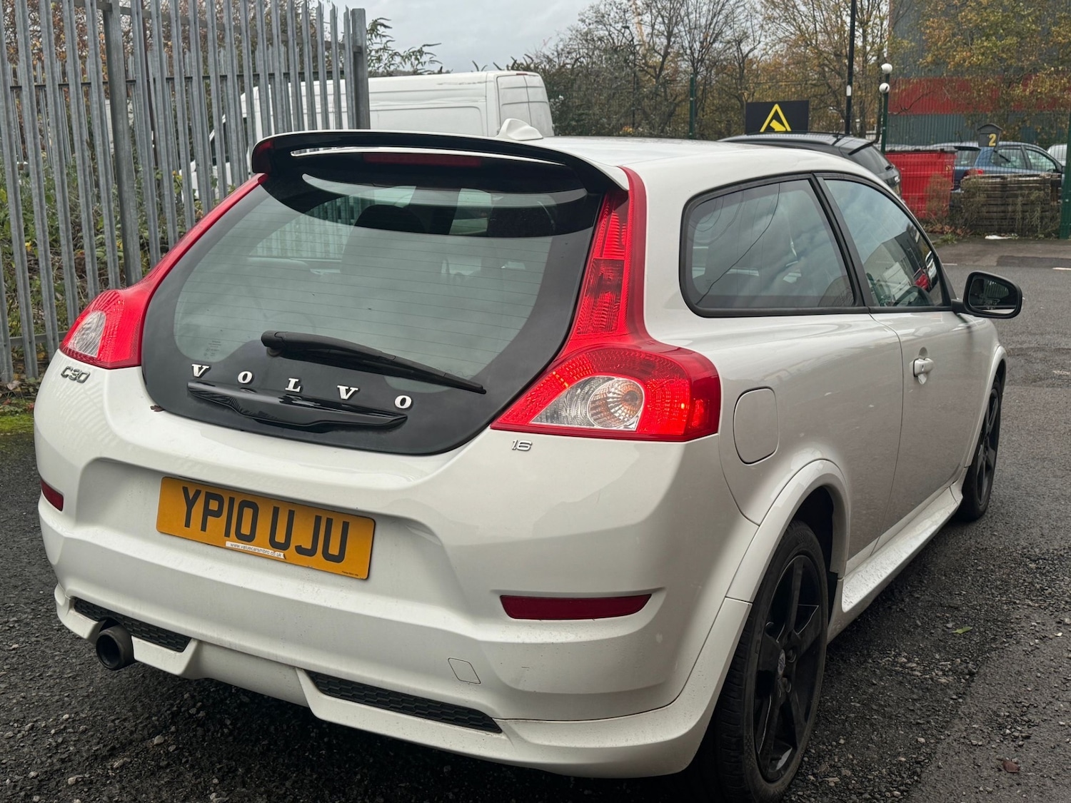 Used Volvo C30 2010 for sale - 76544408: Photo 6