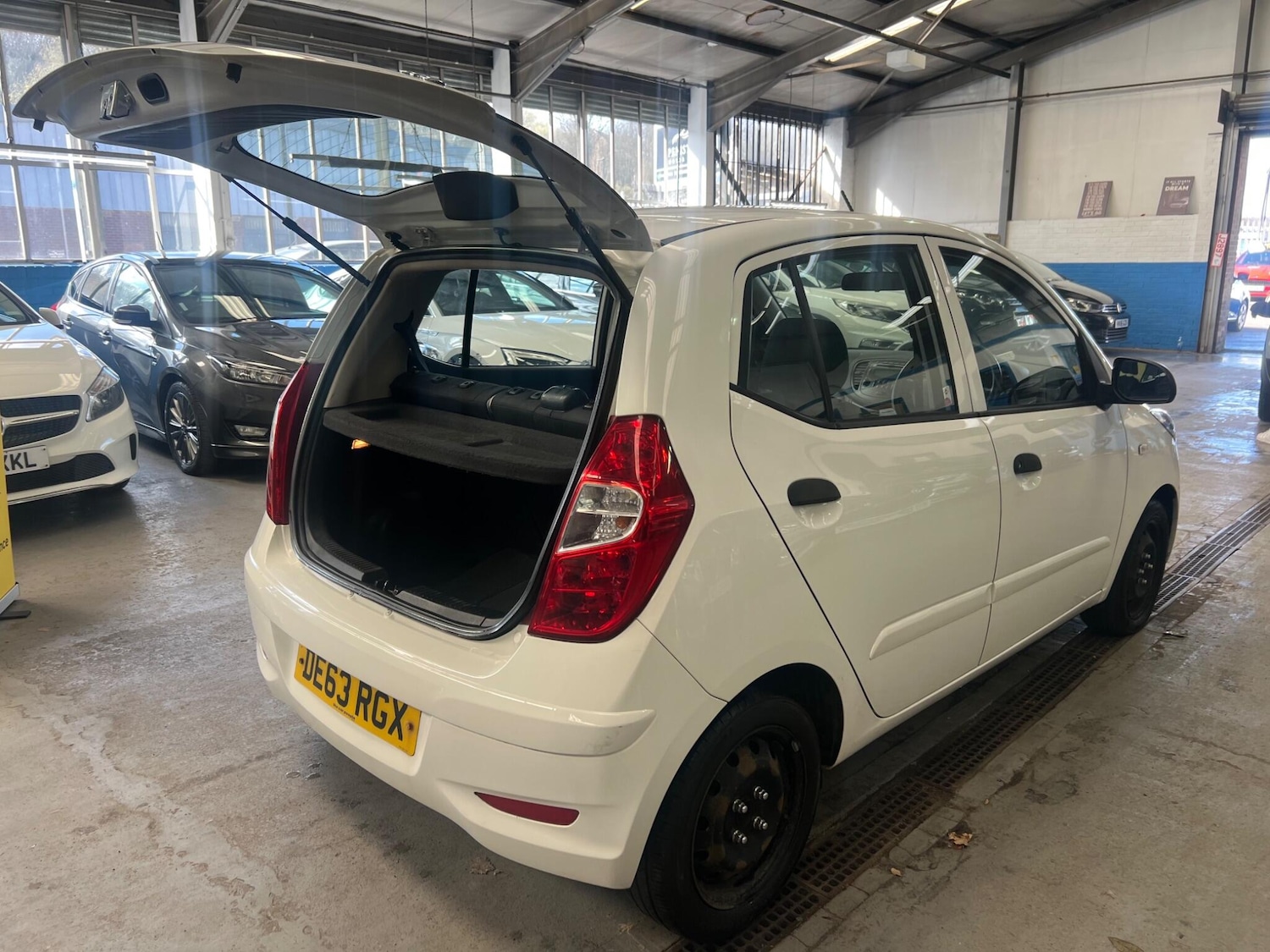 Used Hyundai i10 2013 for sale - 78007362: Photo 13