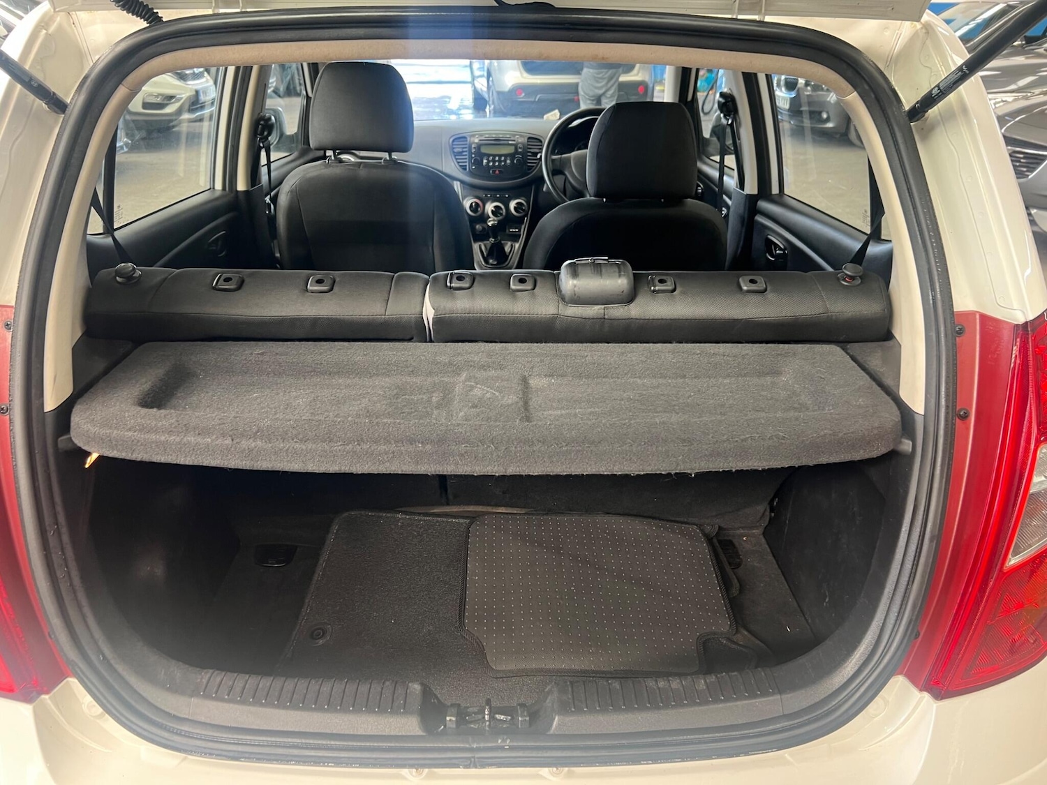 Used Hyundai i10 2013 for sale - 78007362: Photo 14