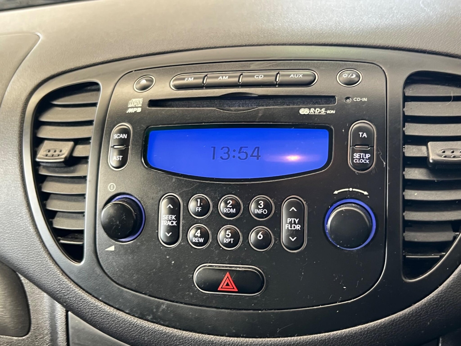 Used Hyundai i10 2013 for sale - 78007362: Photo 19