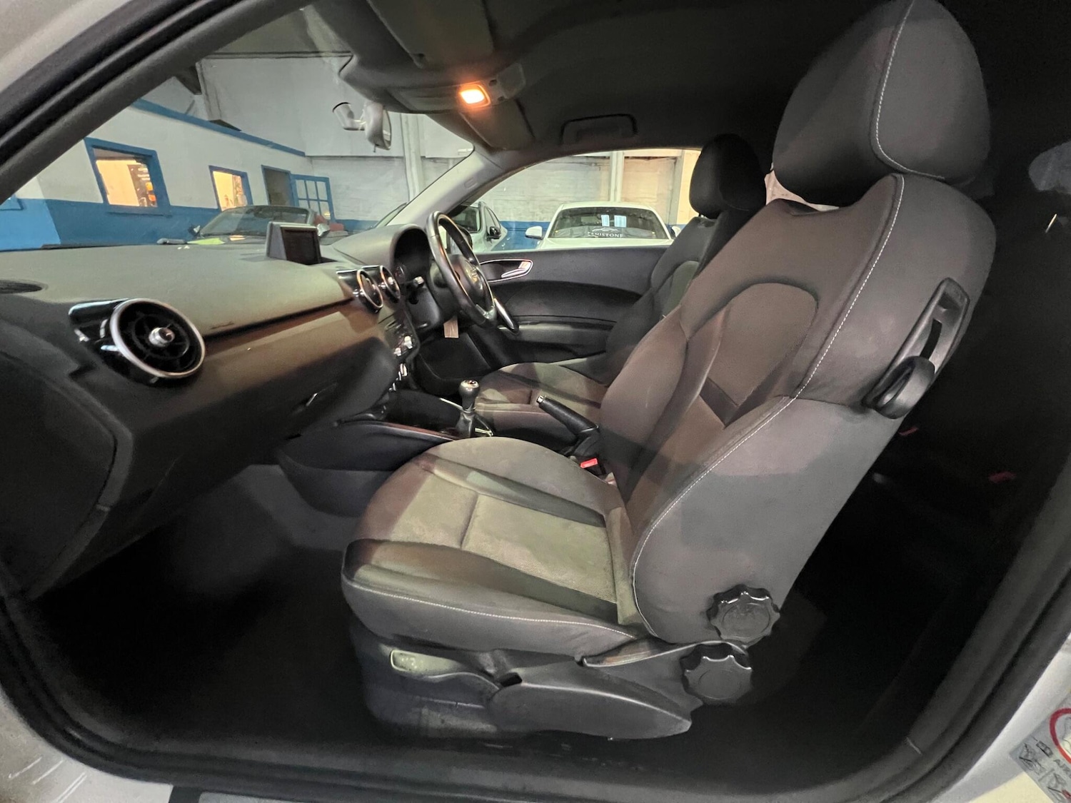 Used Audi A1 2011 for sale - 77130912: Photo 19