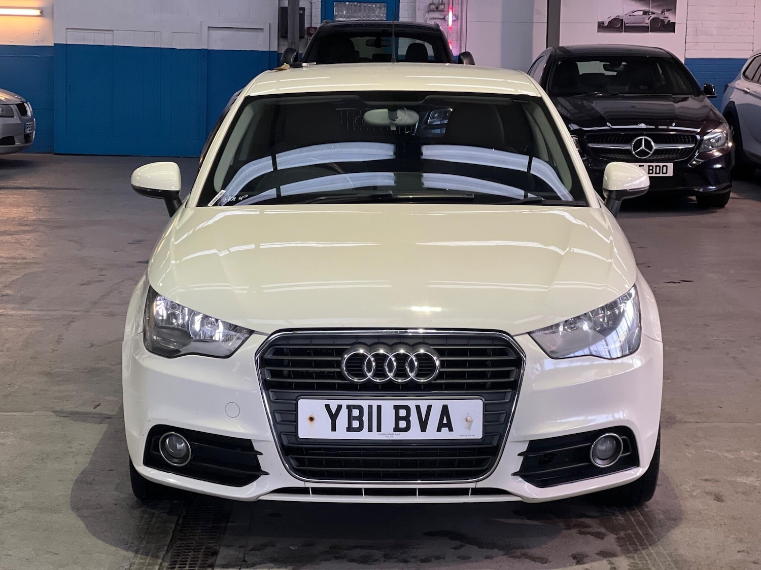 Used Audi A1 2011 for sale - 77130912: Photo 2