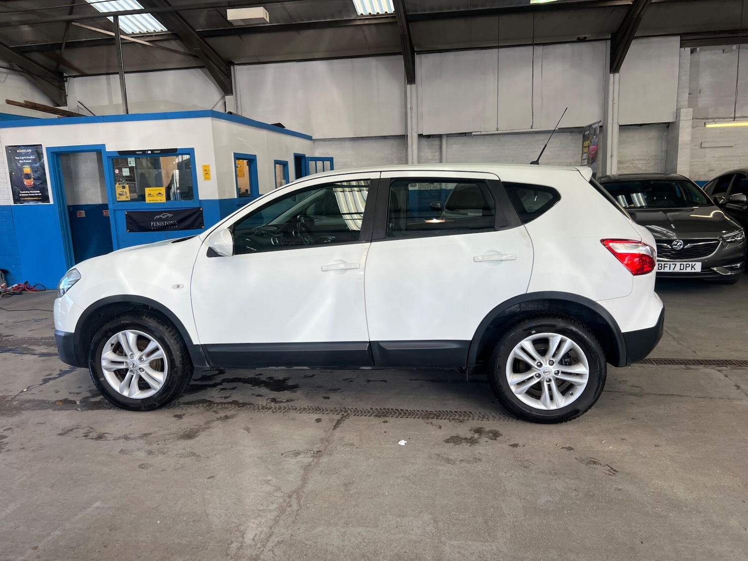 Used Nissan Qashqai 2012 for sale - 77738012: Photo 6