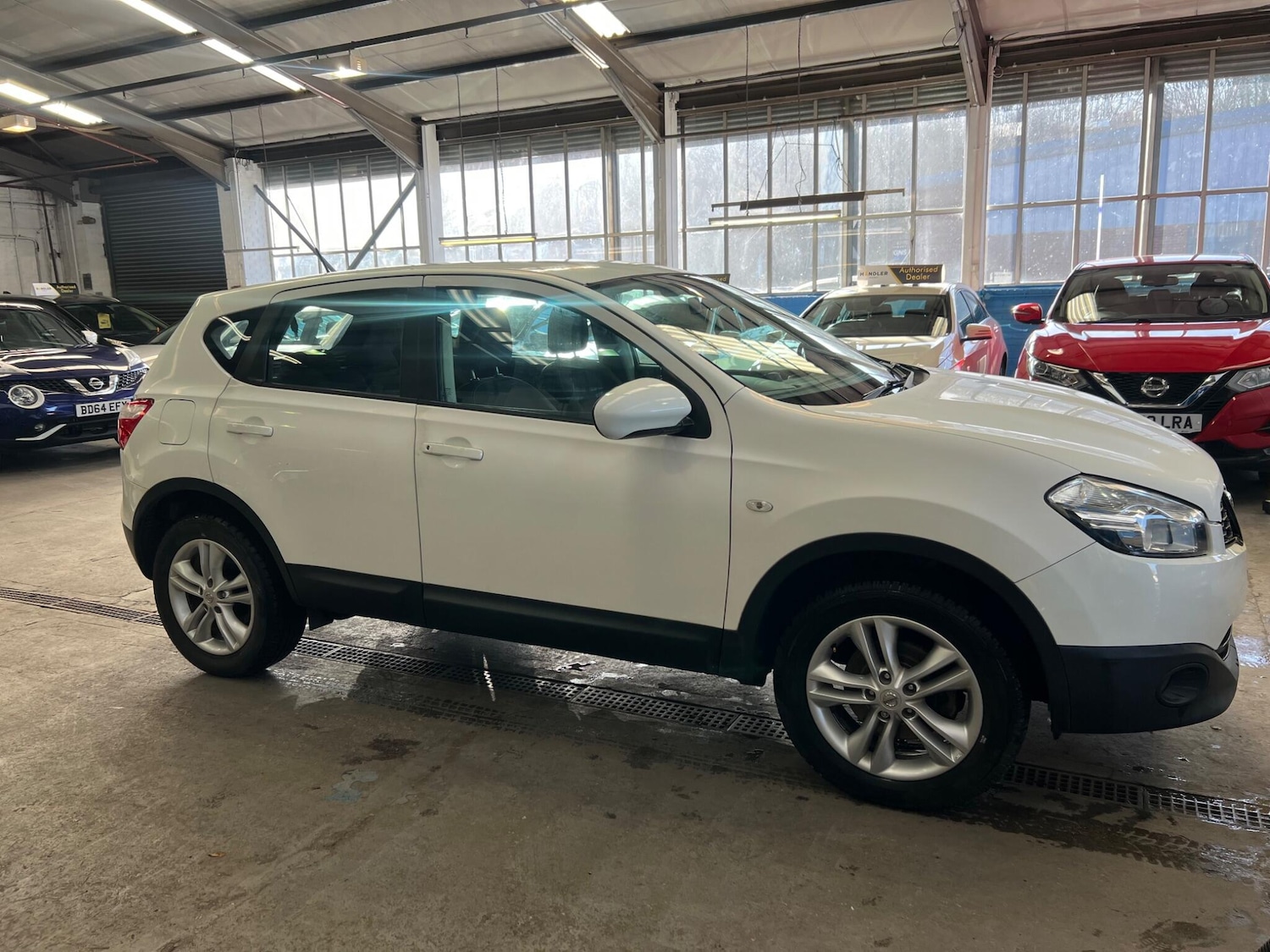 Used Nissan Qashqai 2012 for sale - 77738012: Photo 9