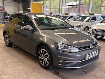 Used Volkswagen Golf 2019 for sale - 78405348: Photo