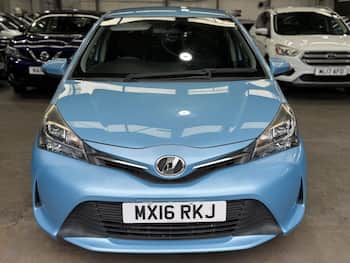 Used Toyota Vitz 2016 for sale - 79820131: Photo
