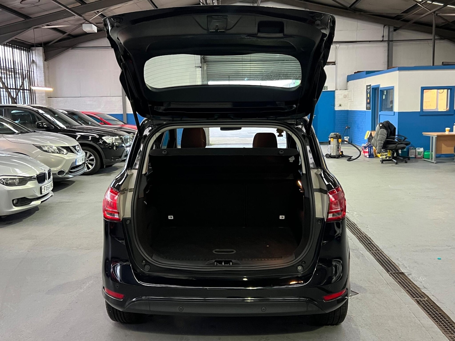 Used Ford B-MAX 2013 for sale - 76619952: Photo 28