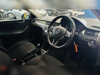 Used Skoda Rapid 2014 for sale - 78471536: Photo