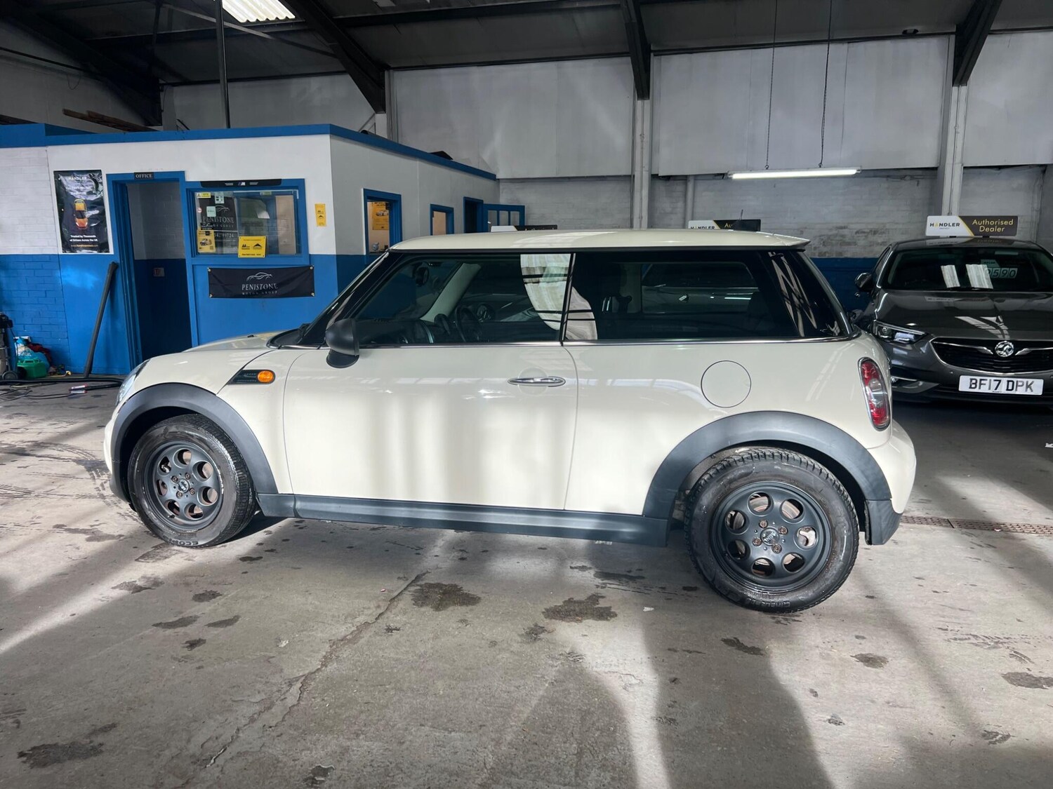Used MINI Hatch 2012 for sale - 78020041: Photo 16