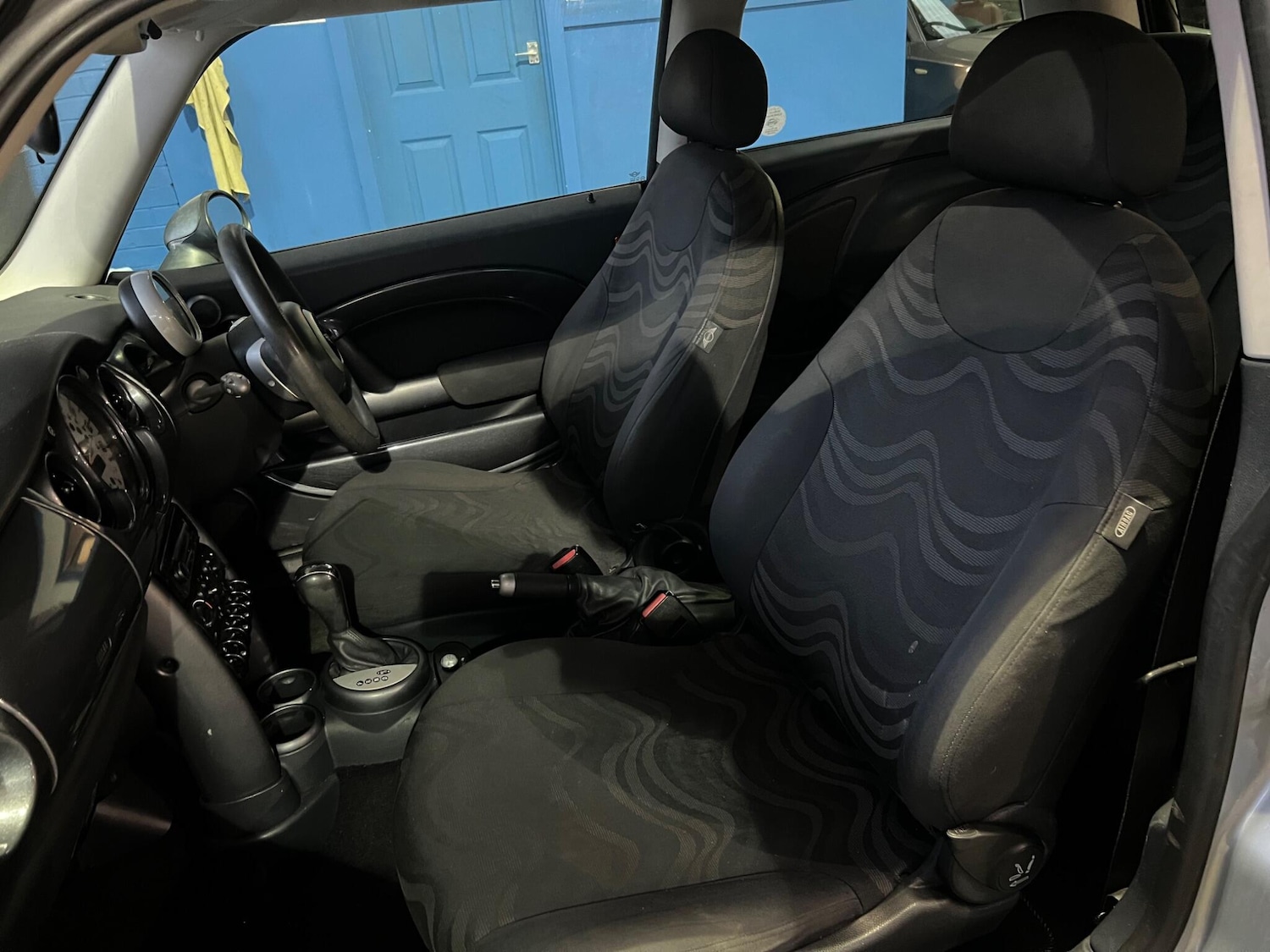 Used MINI Hatch 2003 for sale - 77156591: Photo 24