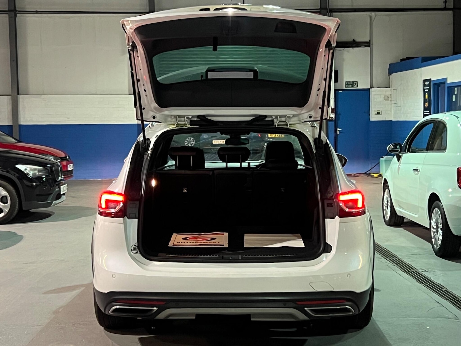 Used Vauxhall Insignia 2018 for sale - 77305239: Photo 15