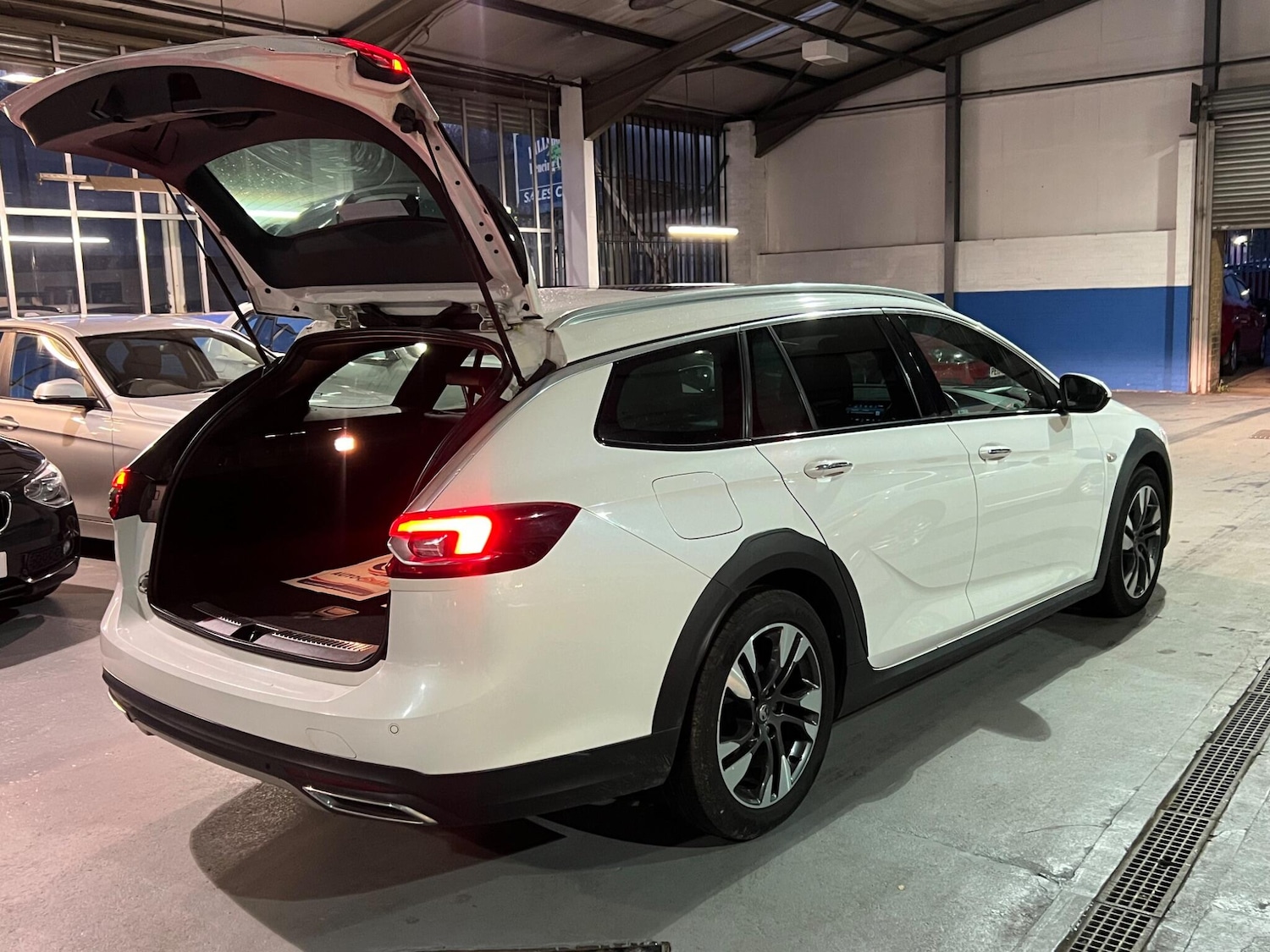 Used Vauxhall Insignia 2018 for sale - 77305239: Photo 19
