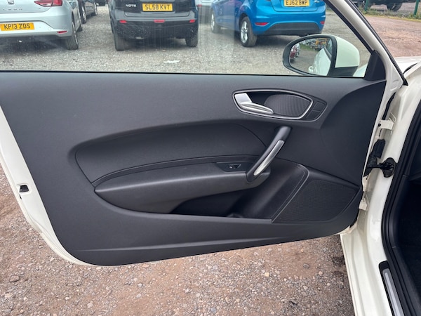 Used Audi A1 2012 for sale - 76300695: Photo 21