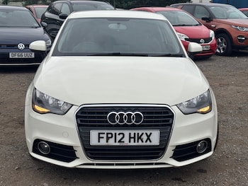 Used Audi A1 2012 for sale - 76300695: Photo 2
