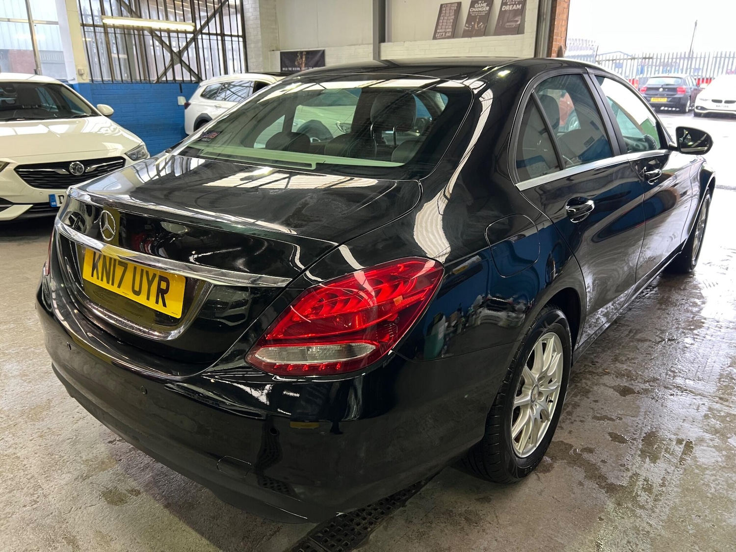 Used Mercedes-Benz C Class 2017 for sale - 77345433: Photo 12