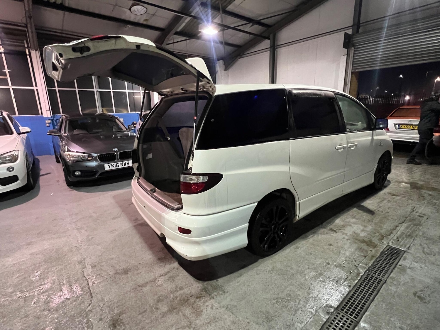 Used Toyota Previa 2013 for sale - 77155313: Photo 12