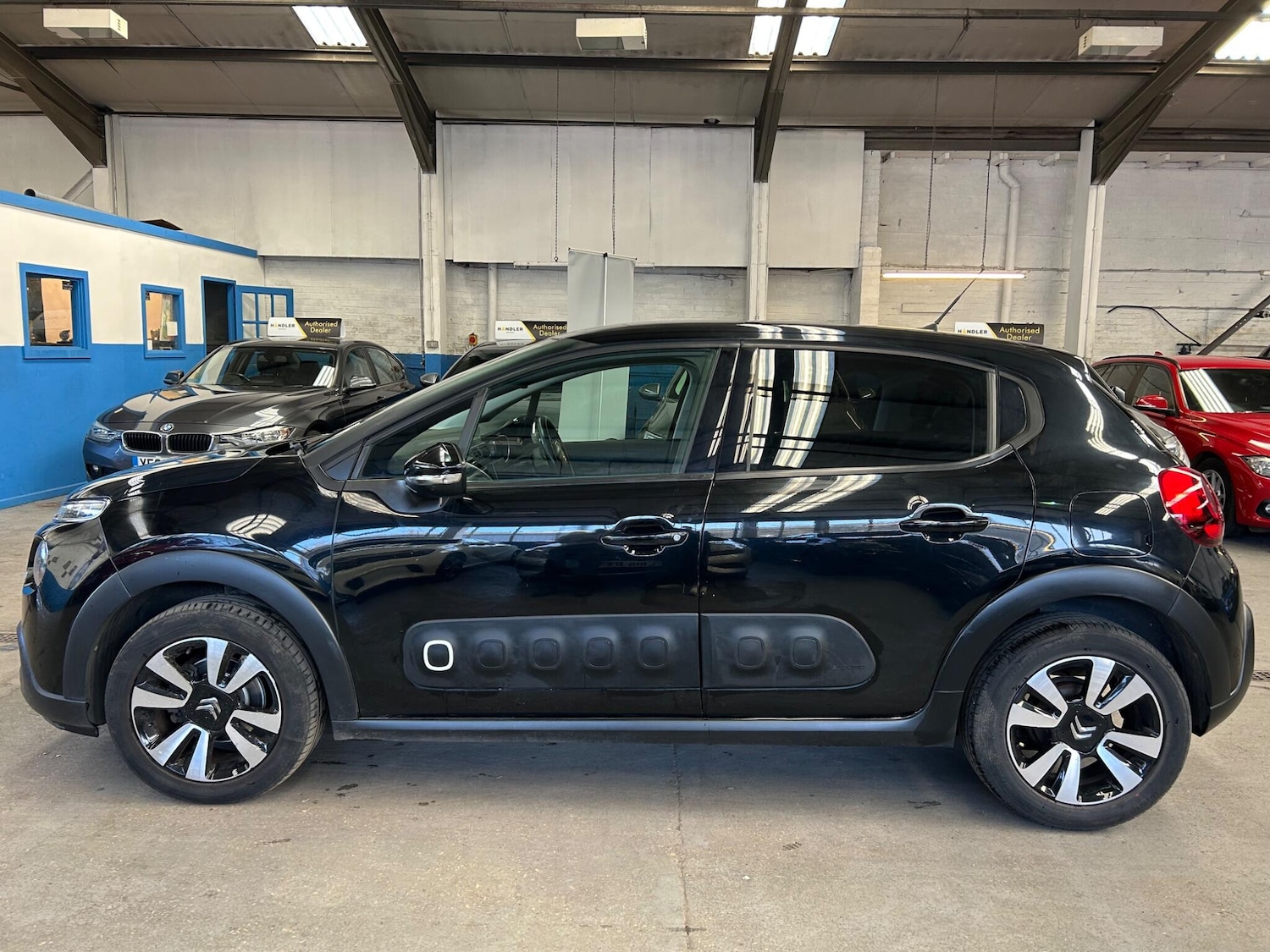 Used Citroen C3 2017 for sale - 77737143: Photo 4