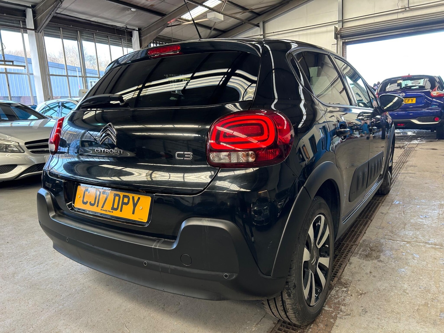 Used Citroen C3 2017 for sale - 77737143: Photo 7