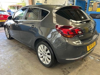 Used Vauxhall Astra 2015 for sale - 78260717: Photo
