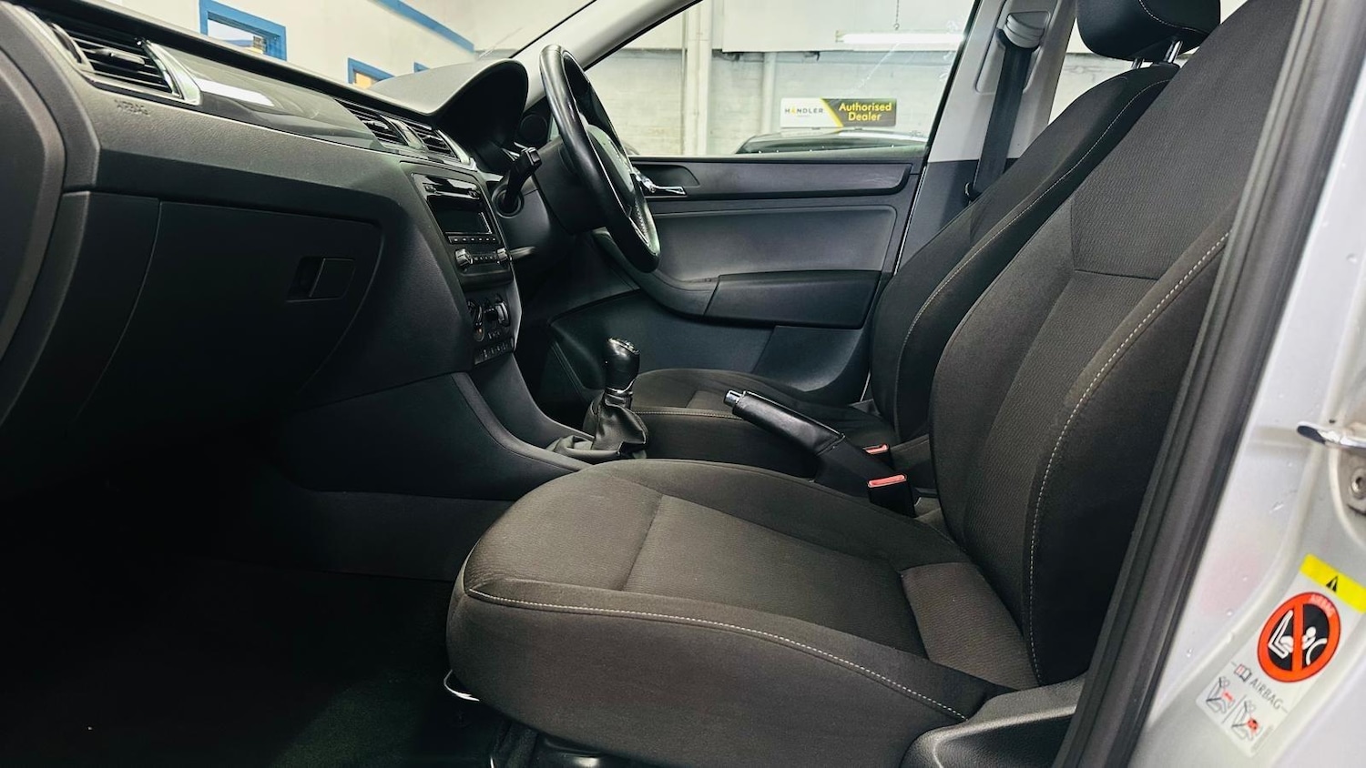 Used Skoda Rapid 2014 for sale - 77970059: Photo 5