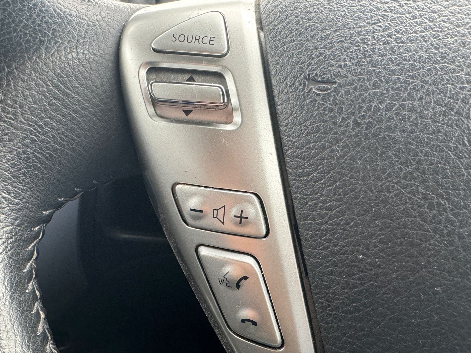 Used Nissan Note 2015 for sale - 76249439: Photo 11