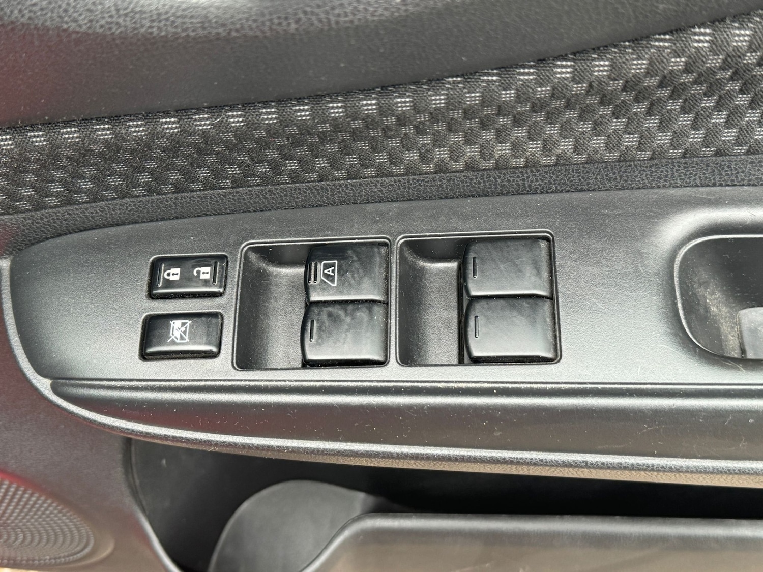 Used Nissan Note 2015 for sale - 76249439: Photo 33