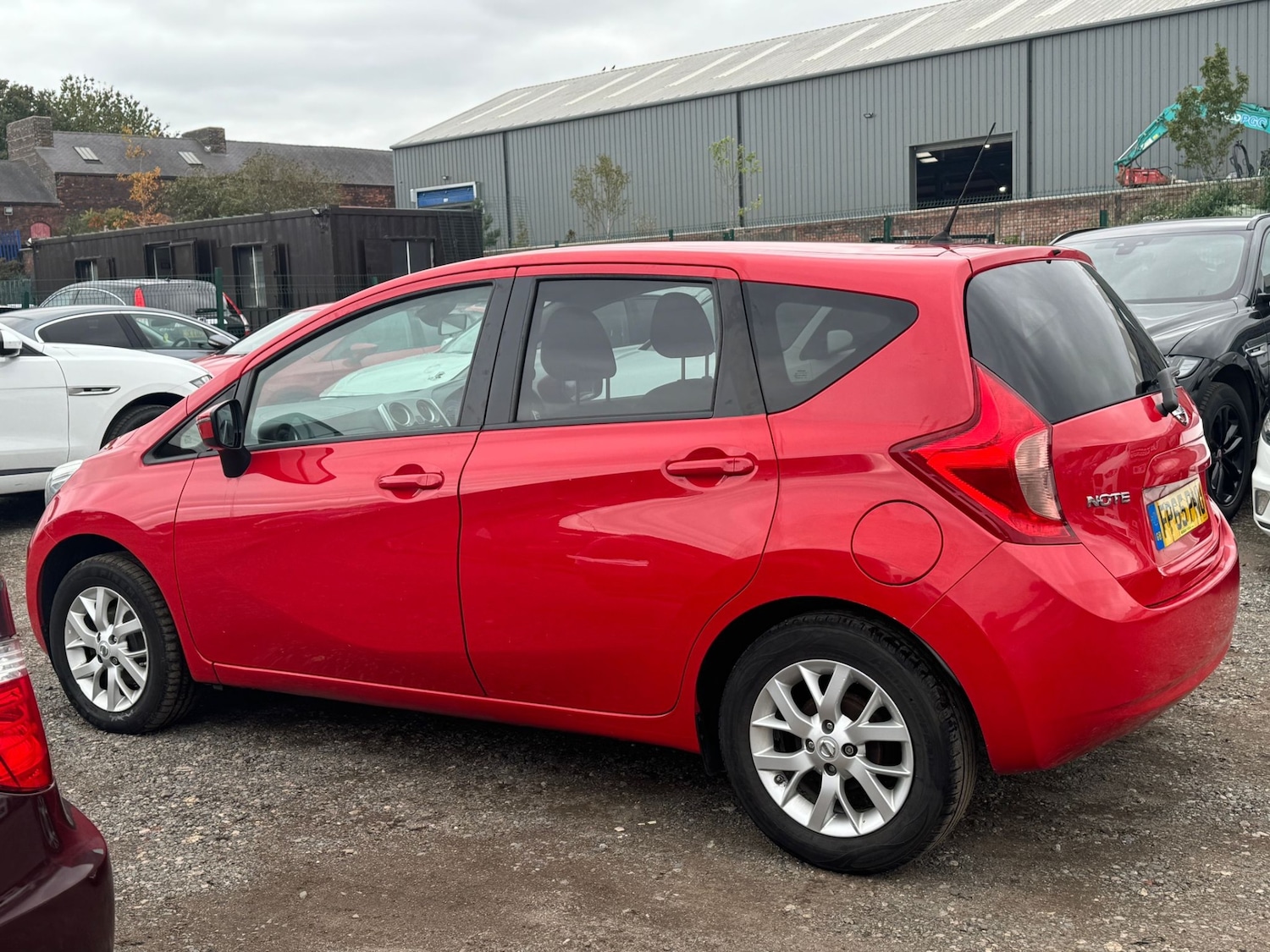 Used Nissan Note 2015 for sale - 76249439: Photo 9