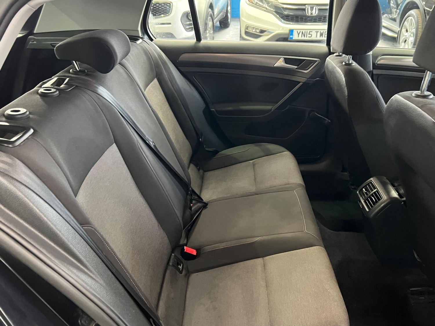 Used Volkswagen Golf 2013 for sale - 77882190: Photo 17