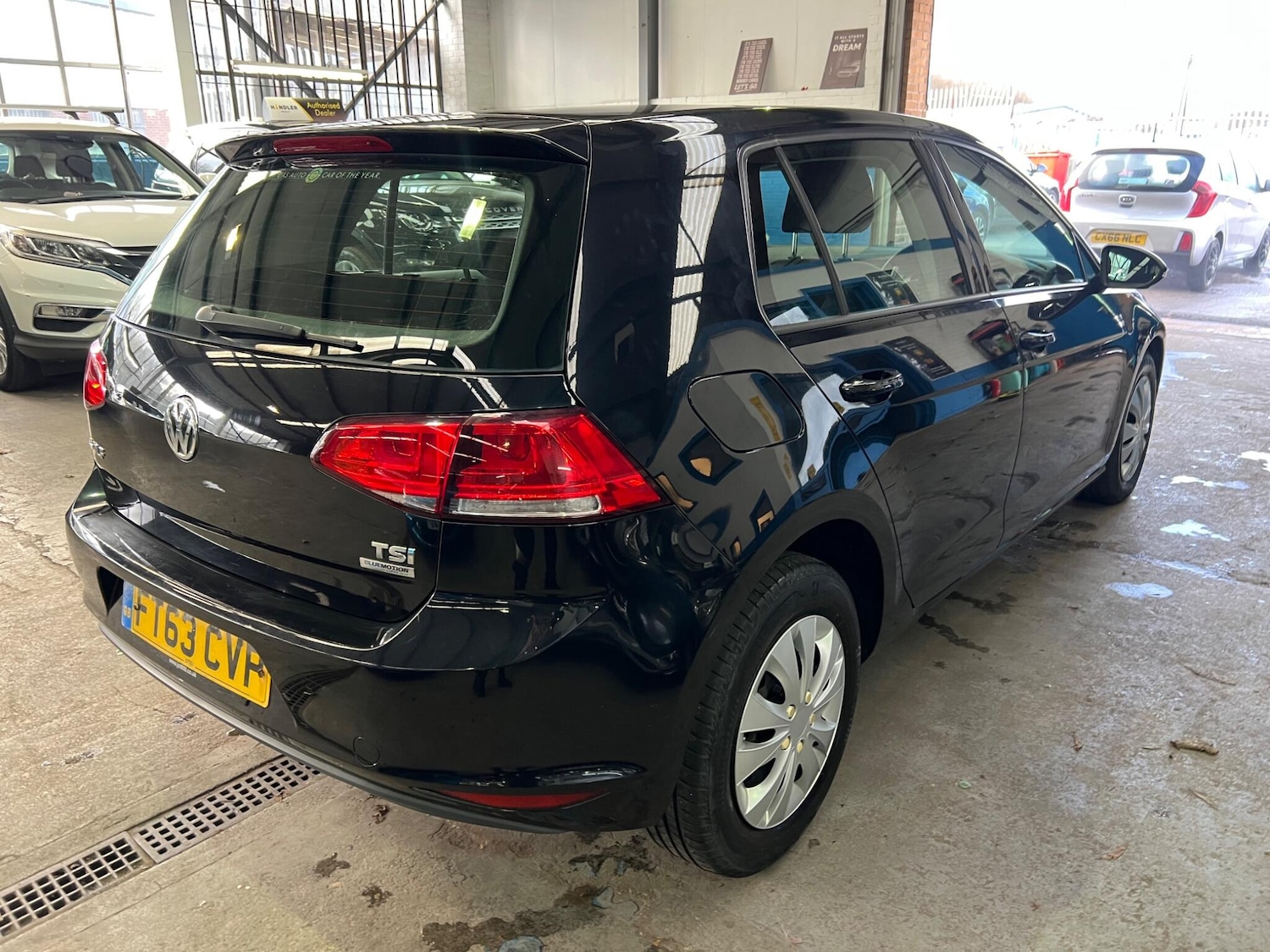Used Volkswagen Golf 2013 for sale - 77882190: Photo 5