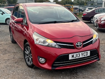 2013 (13) - 2.0 D-4D Icon 5dr
