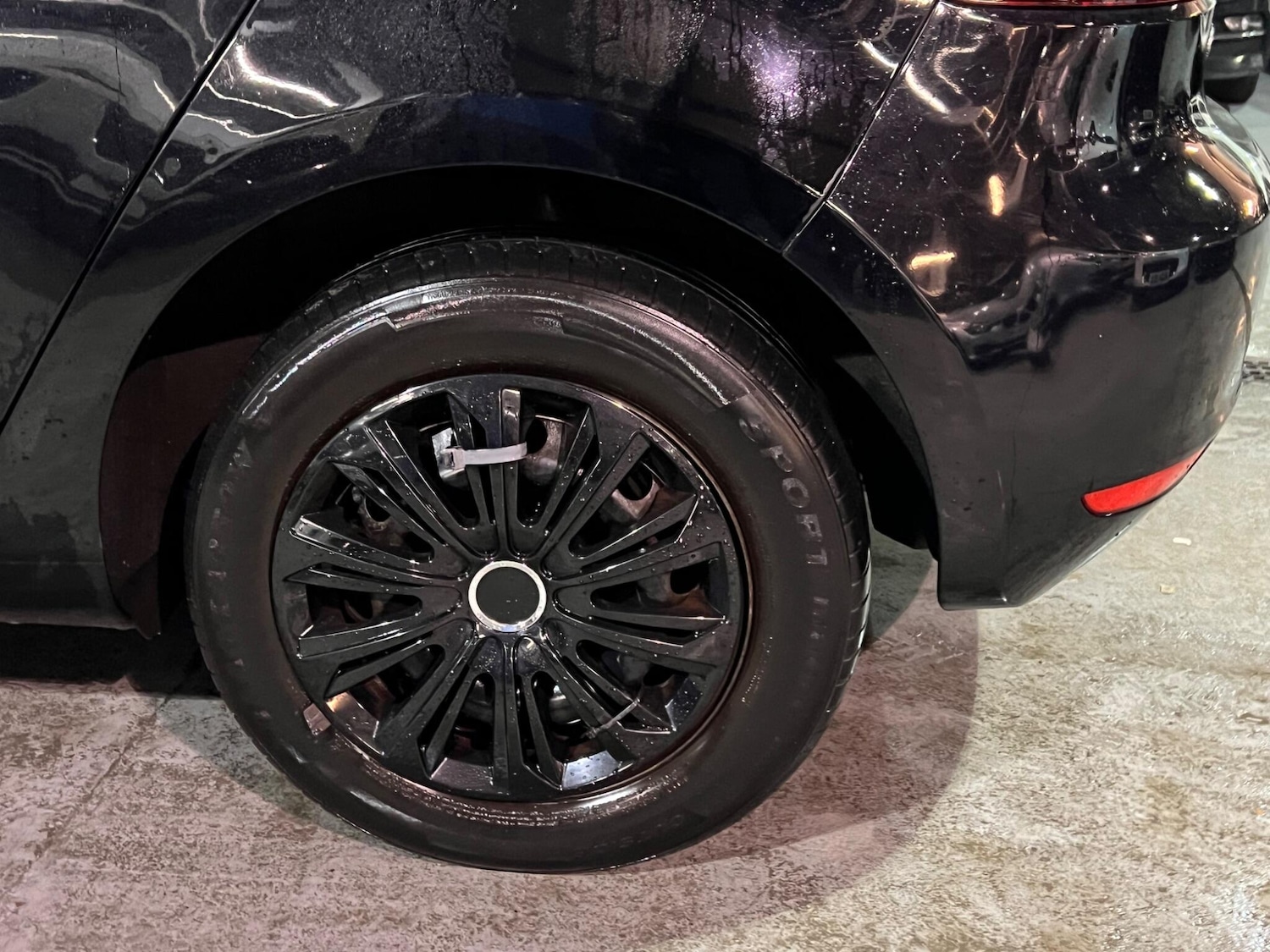 Used Volkswagen Golf 2009 for sale - 76801595: Photo 16