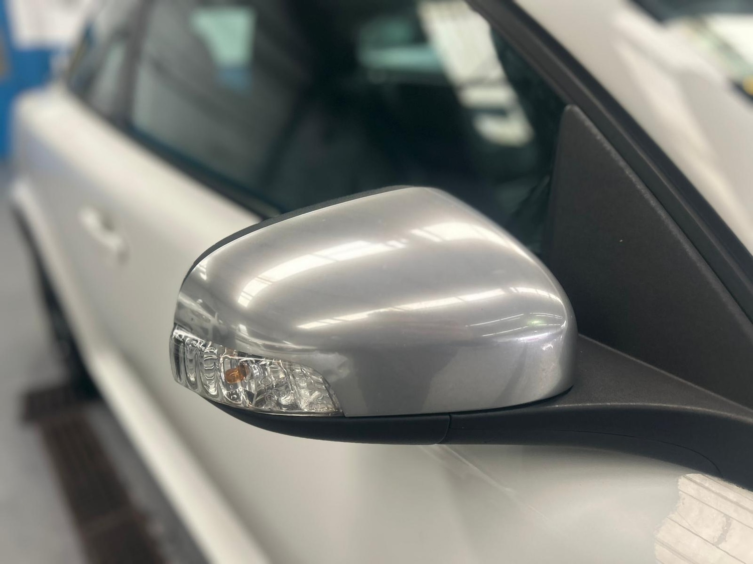 Used Volvo C30 2010 for sale - 76657821: Photo 16