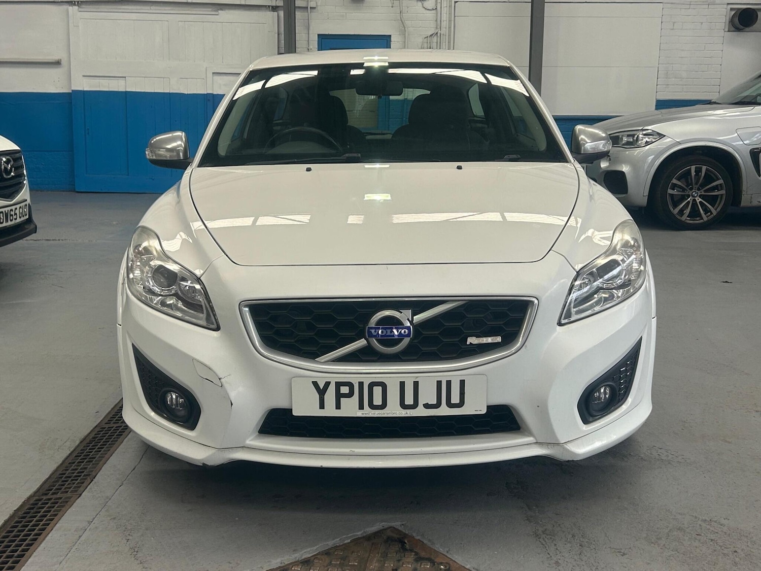 Used Volvo C30 2010 for sale - 76657821: Photo 2