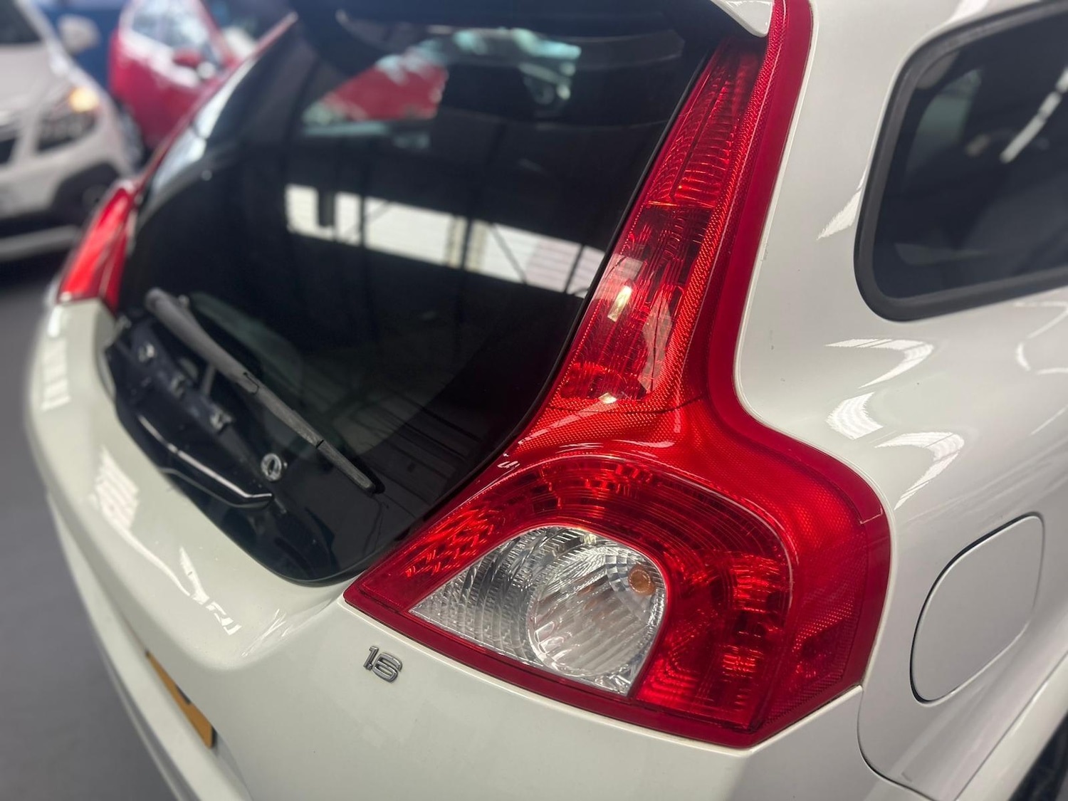 Used Volvo C30 2010 for sale - 76657821: Photo 24