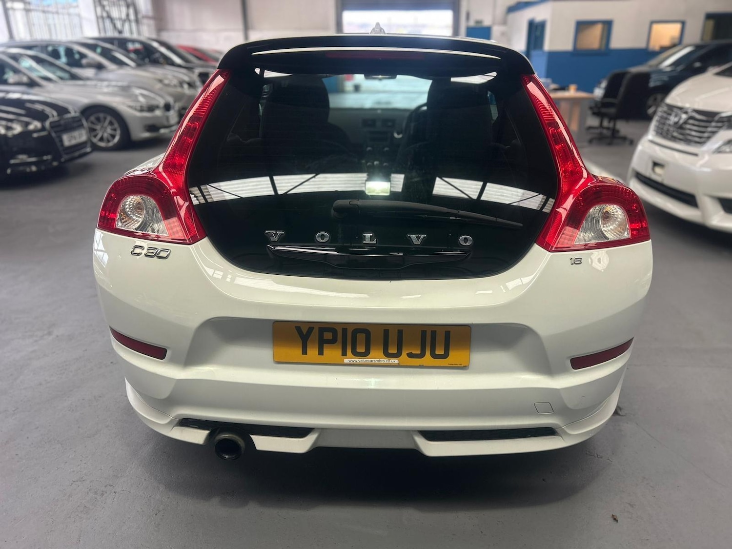 Used Volvo C30 2010 for sale - 76657821: Photo 6