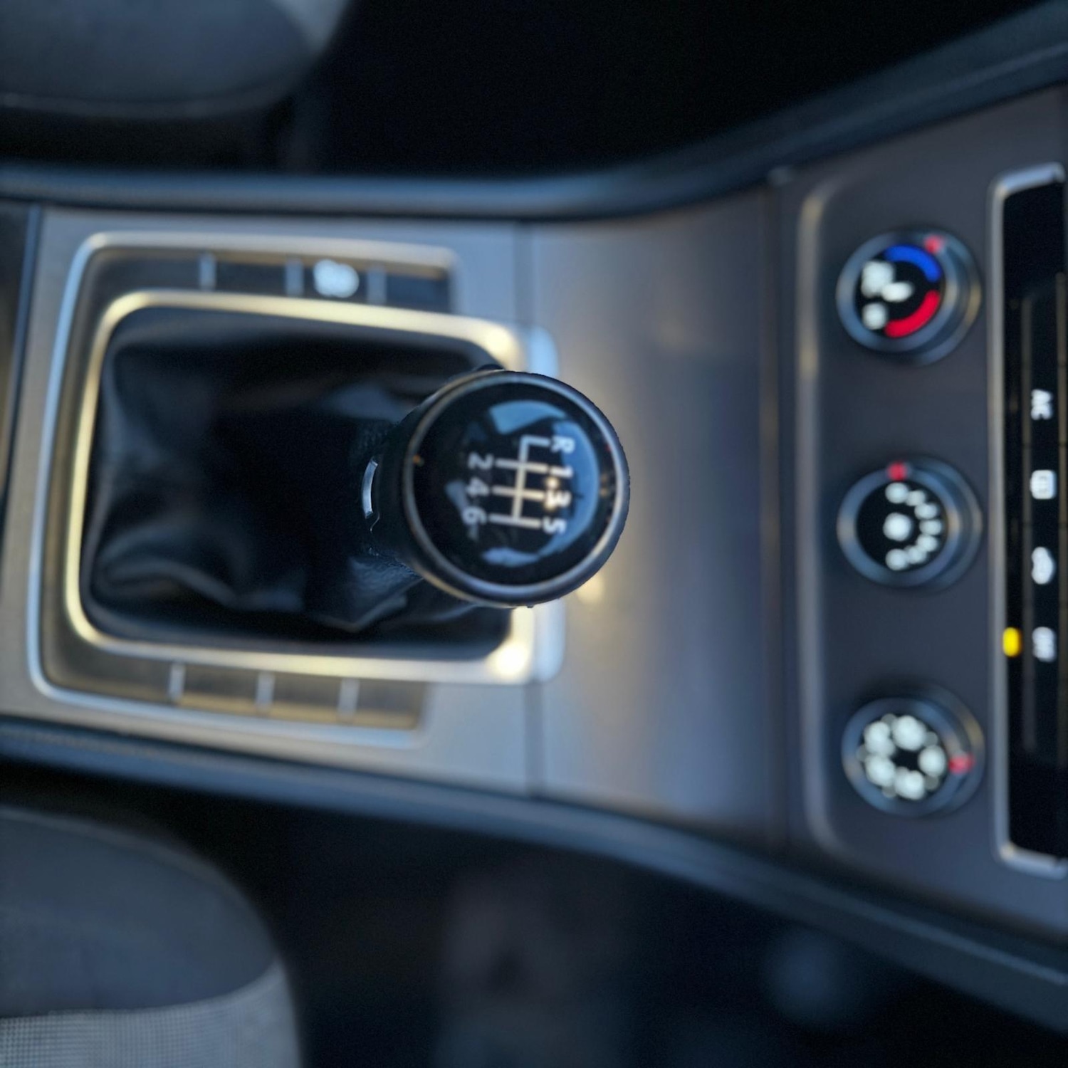 Used Volkswagen Golf 2014 for sale - 76457599: Photo 12