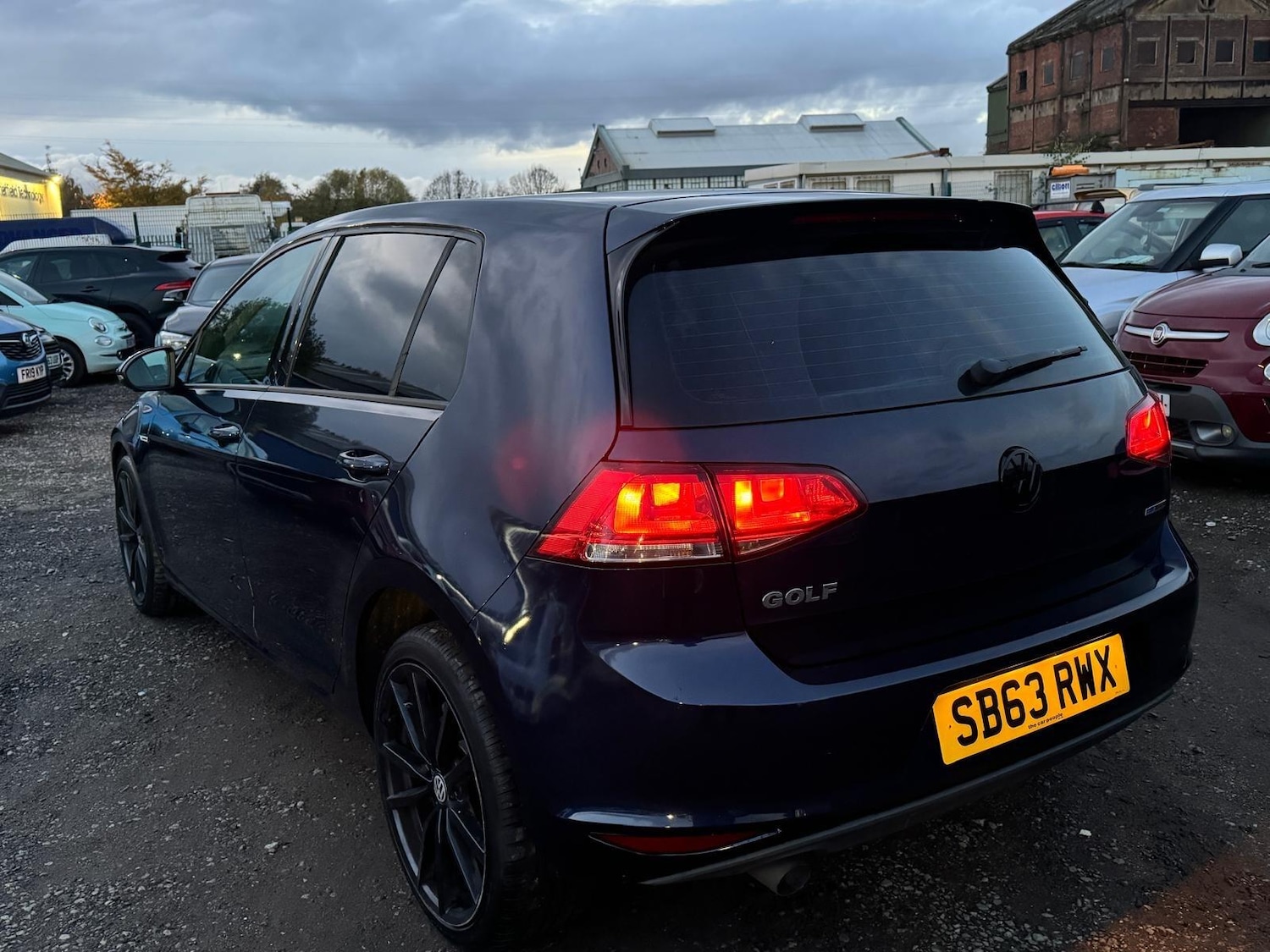 Used Volkswagen Golf 2014 for sale - 76457599: Photo 24